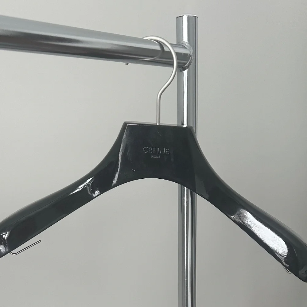 Celine hanger - Picture 2 of 4